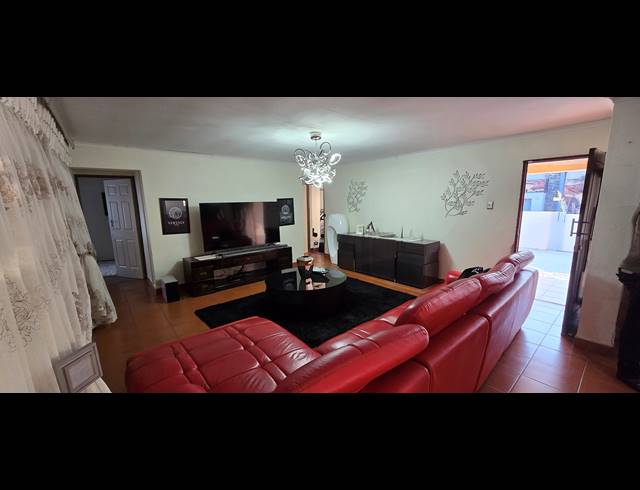4 BEDROOM FREESTANDING FOR SALE IN BENDOR